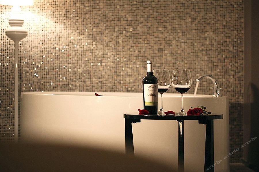 Holz Hotel Шеньян Экстерьер фото